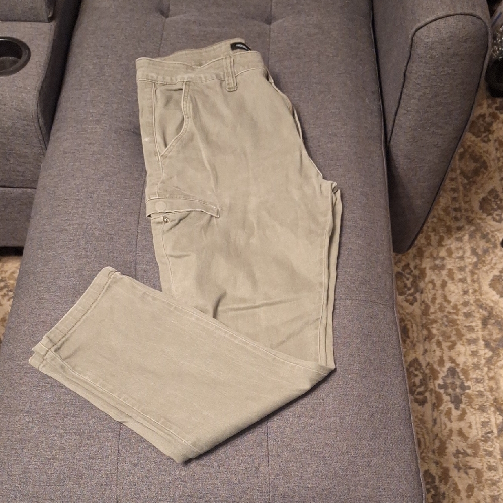 Men's Stylish Khaki Chinos